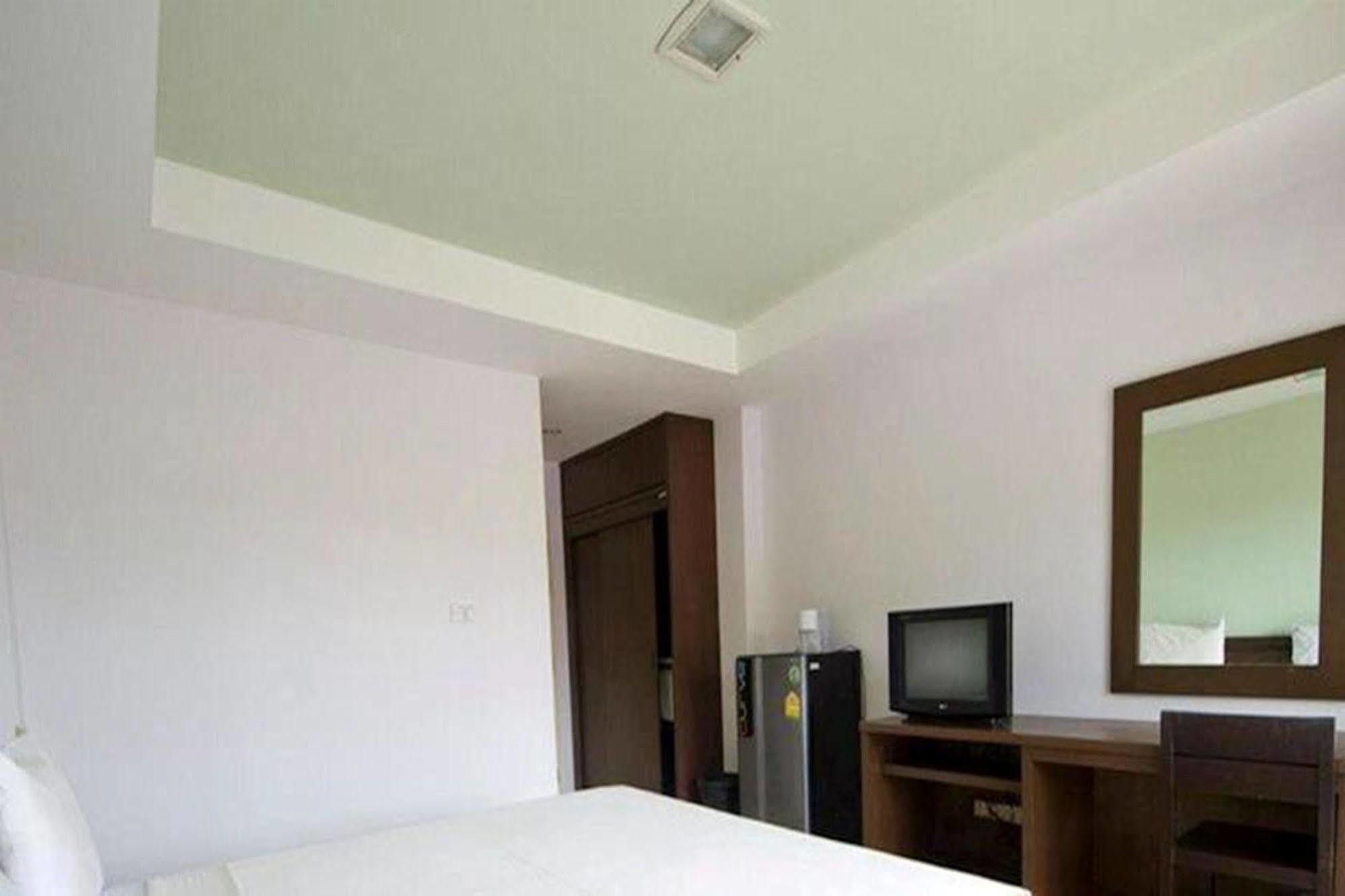 The Icon Appartement Hua Thanon  Buitenkant foto